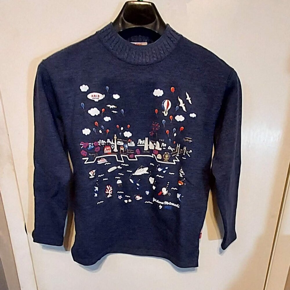 Aris Womans Light Weight Sweater Blue with Lots of Details on Front Sz S/M Logo
